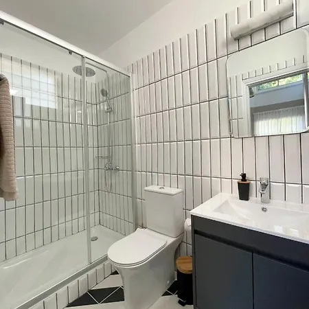 Stunning Duplex 150 Metres From The Sea Лимасол